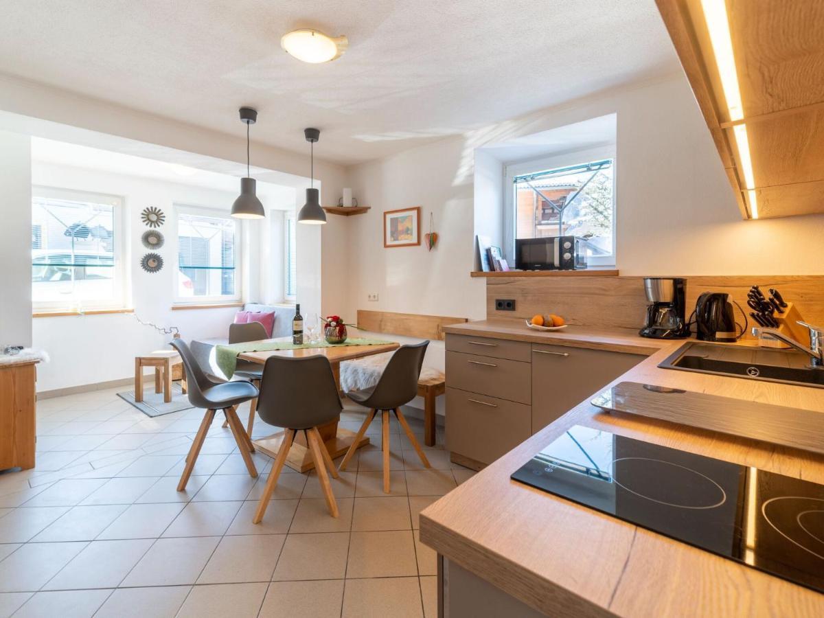 Appartamento Flat South Of Kitzb Hel With Nationalparkcard Hollersbach im Pinzgau Esterno foto
