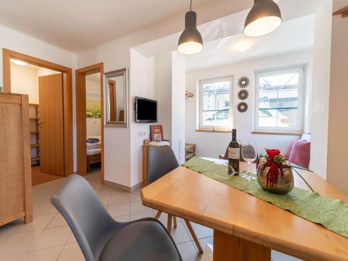 Appartamento Flat South Of Kitzb Hel With Nationalparkcard Hollersbach im Pinzgau Esterno foto