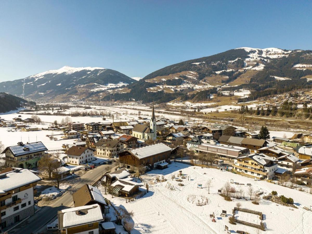 Appartamento Flat South Of Kitzb Hel With Nationalparkcard Hollersbach im Pinzgau Esterno foto